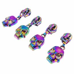 Sassafras Lane Zipper Pull, Size 5 | Iridescent Skull