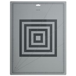 A2 Cutting Mat, Inch & CM Scale, 18" x 24" | Fiskars